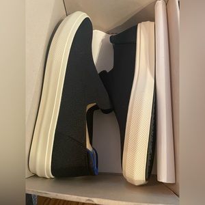 NIB Rothy’s mens city slip ons